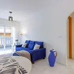 Apartment Front In With Wifi