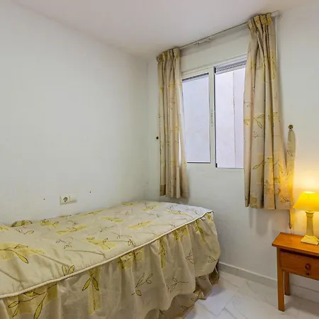 Stunning In With Kitchenette Torrevieja